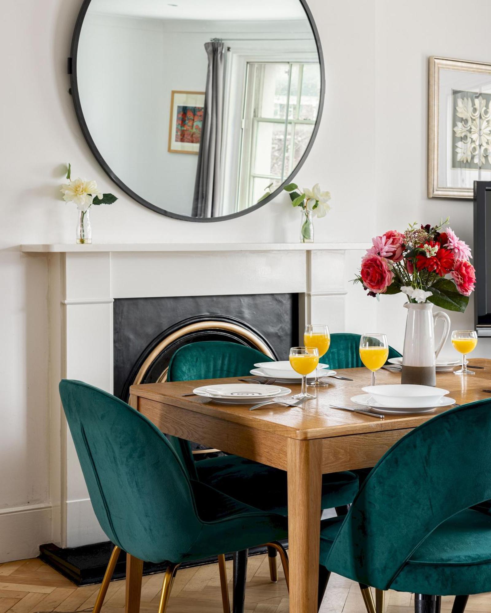 Picktheplace Lancaster Gate Londen Buitenkant foto