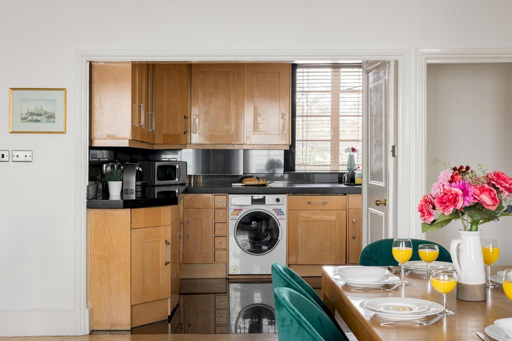 Picktheplace Lancaster Gate Londen Buitenkant foto